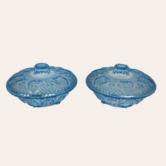 Vintage 1970s PAIR Light Blue Trinket Dish Powder Bowl Nut Candy Lidded Hearts - Picture 3 of 15
